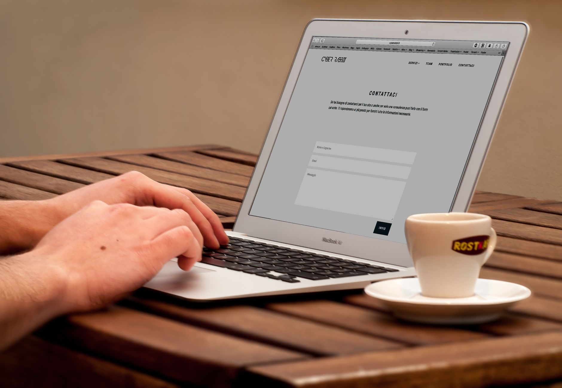 Di cư website là gì và tại sao SEO thường "chết" sau di cư? - Di Cư Website Không Mất SEO: Cách Làm Đúng Từ Đầu