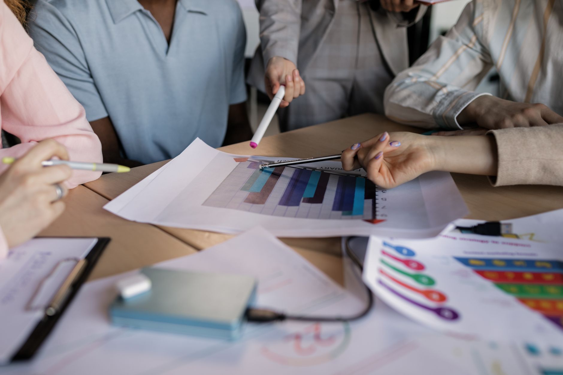 Sai lầm 1: Chạy theo công nghệ, bỏ qua chiến lược - Marketing Automation Cho Ecommerce: Sai Lầm Phổ Biến Và Cách Tránh (