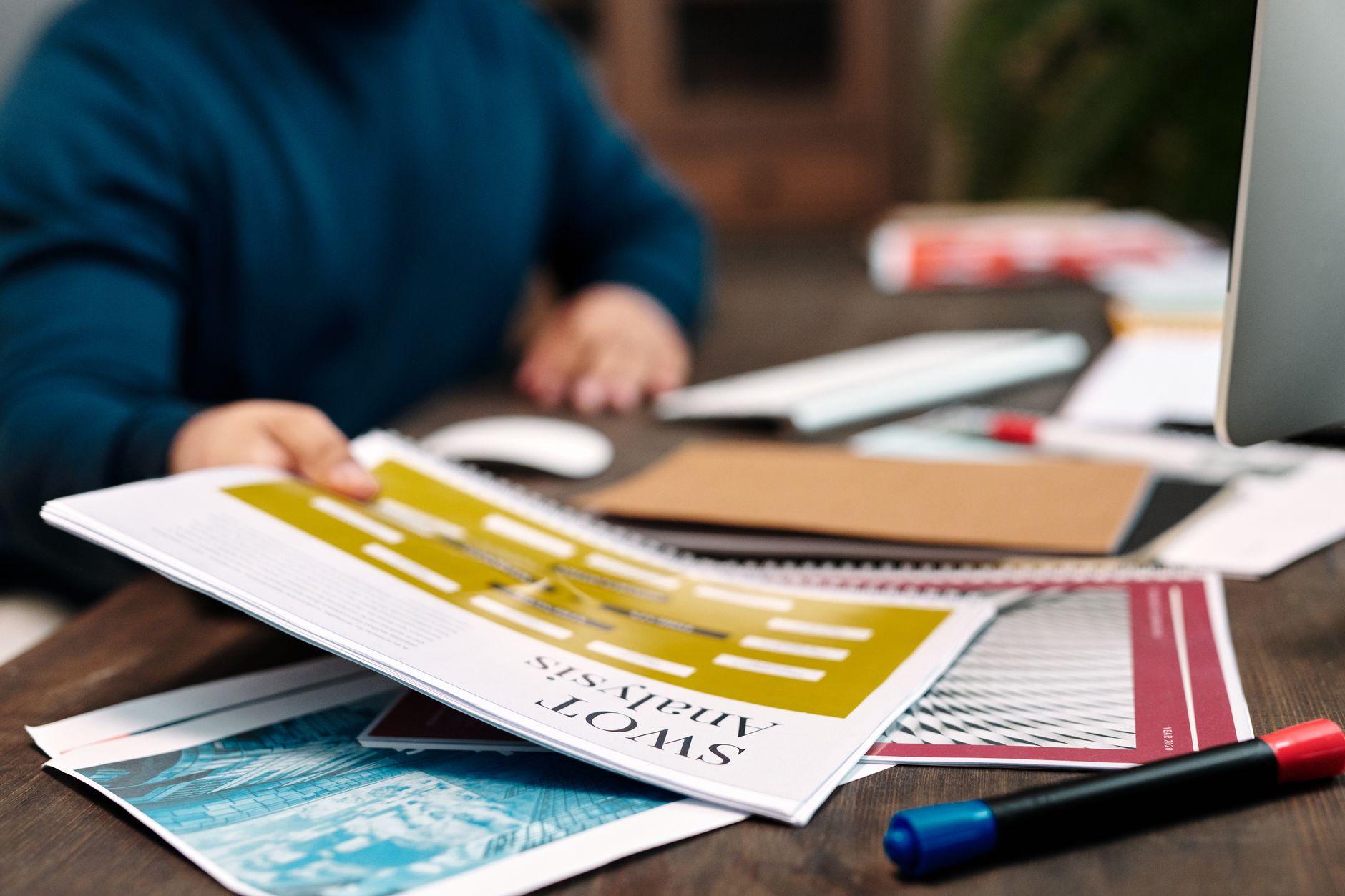 1. SWOT Analysis Là Gì? Vì Sao Cần Thiết Cho Marketing 2026? - SWOT Analysis Cho Marketing: Checklist Hoàn Chỉnh (2026)