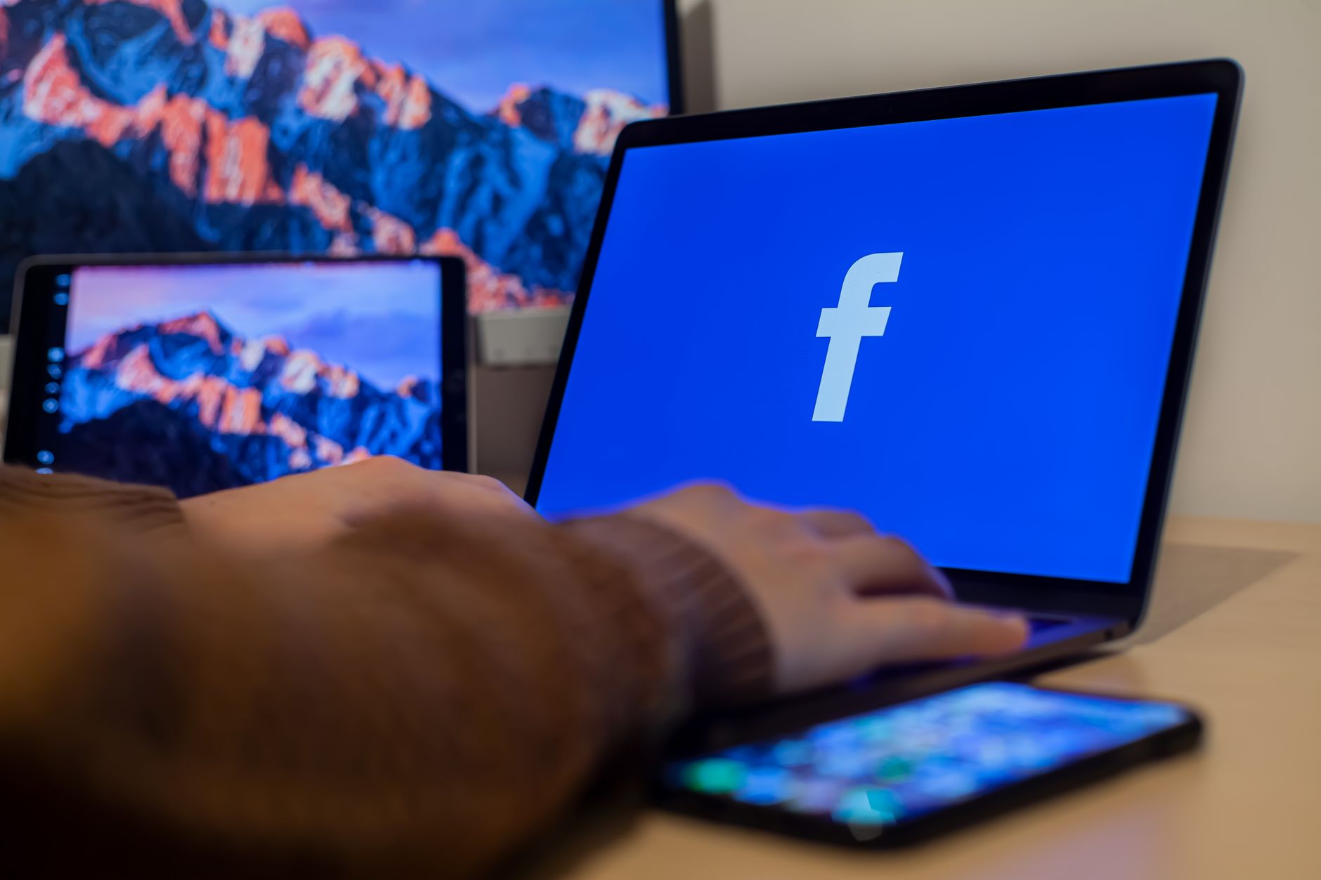 Vì sao chi phí Facebook Ads của bạn cao? - Tối Ưu Chi Phí Facebook Ads: 7 Cách Giảm CPA Mà Vẫn Tăng Doanh Thu